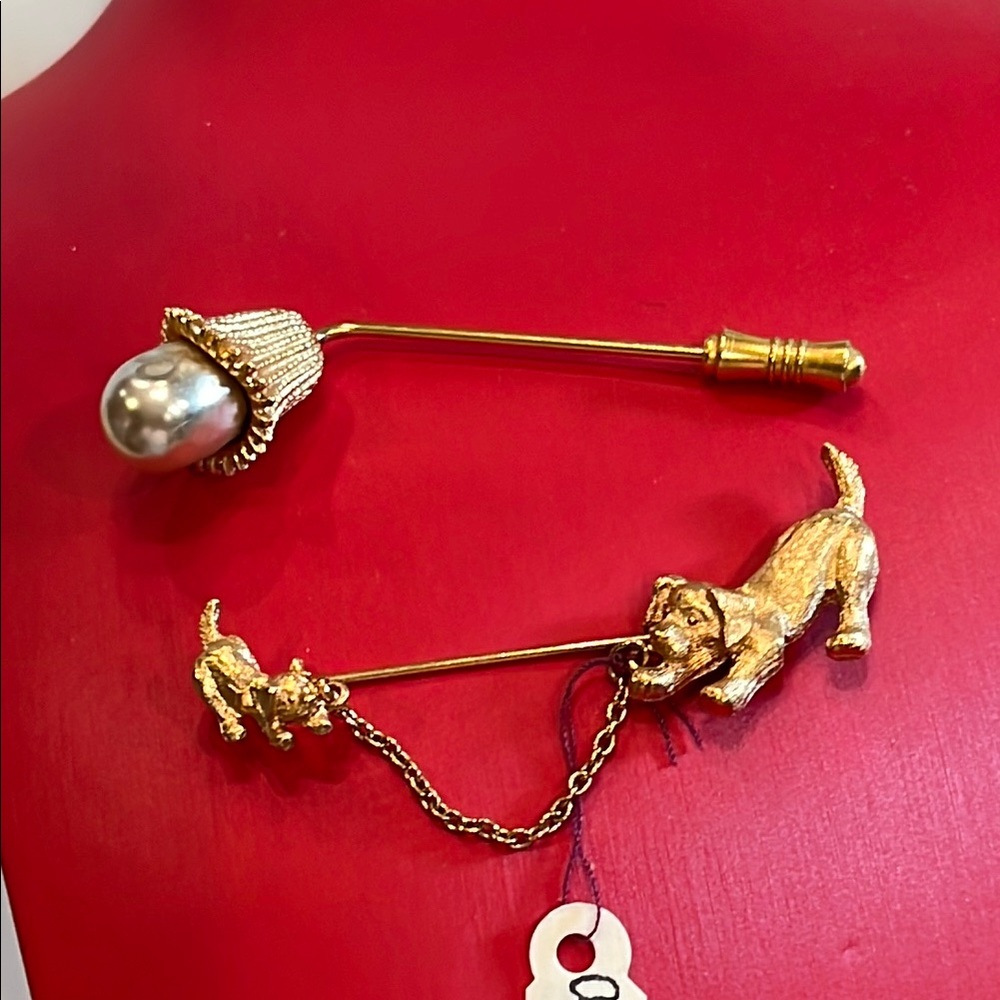 Set of 2 Vintage Stick Pins. Mama Dog & Puppy signed Avon & Faux Barque Pearl